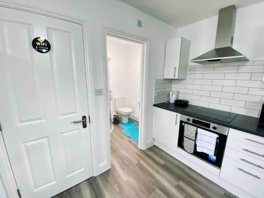Bright Loft 30min To London