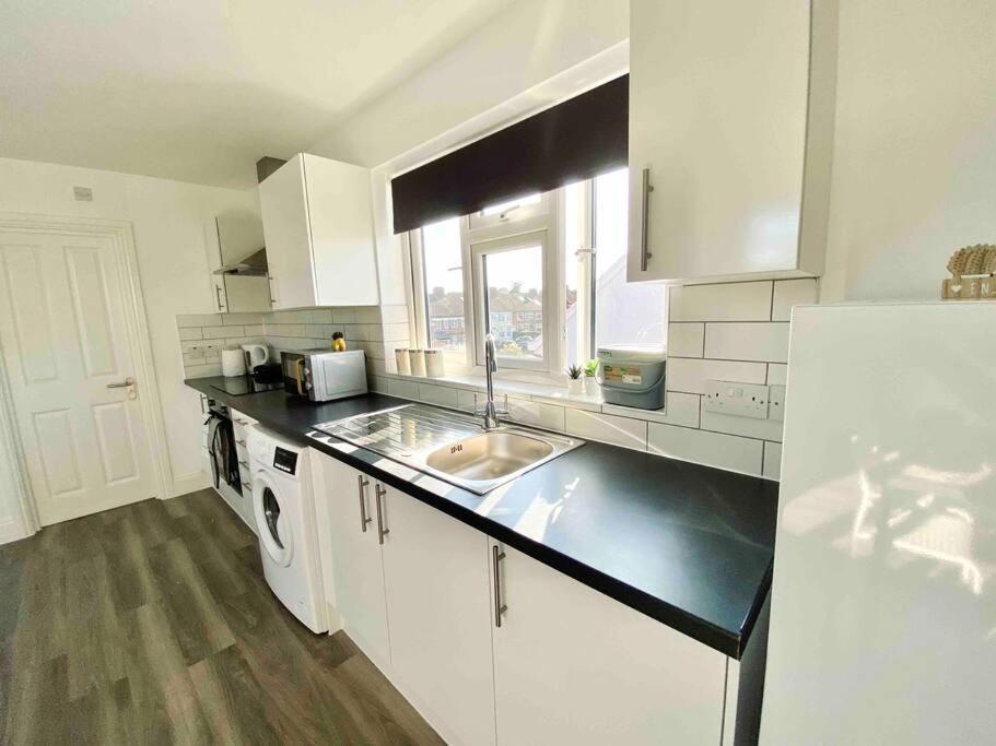 Apartment Bright Loft 30min To *
