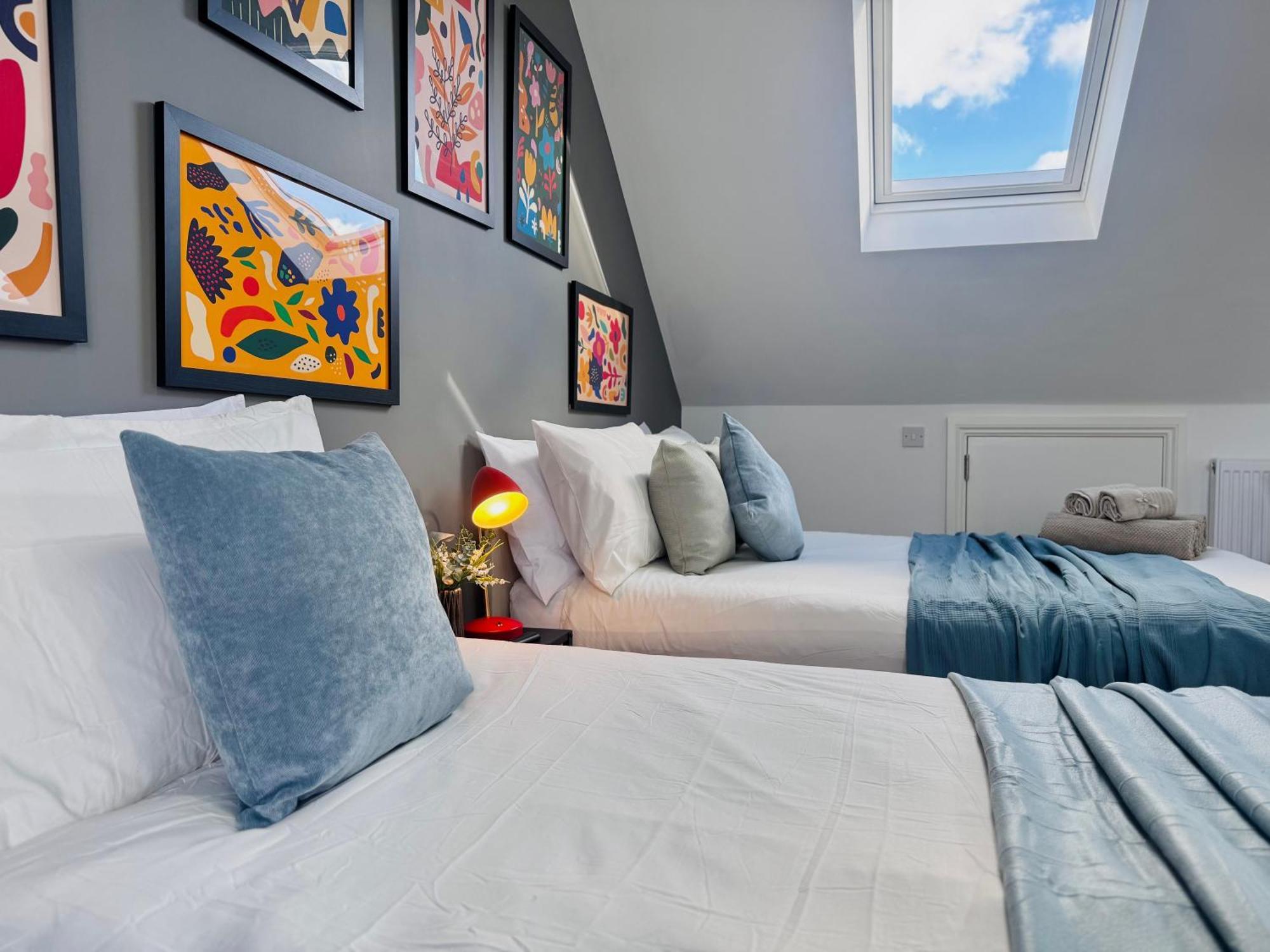 Apartment Bright Loft 30min To